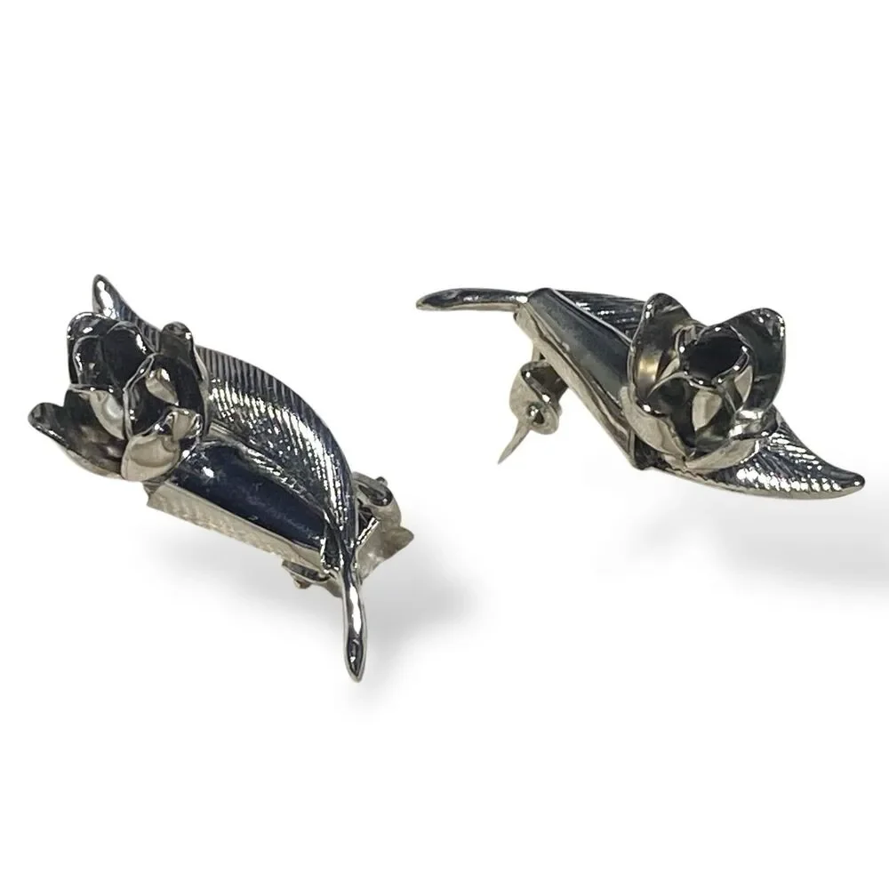 Vintage Clip on Earrings Tulip Flower Silver tone Metal Elegant Costume Jewelry
